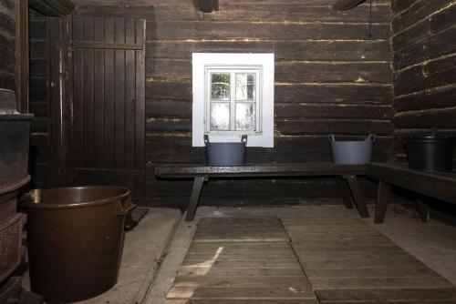 Rustic Off-Grid Farmhouse on Private Island with Sauna near Lake Tarjanne, Pohjaslahti, Finland in Pohjaslahti