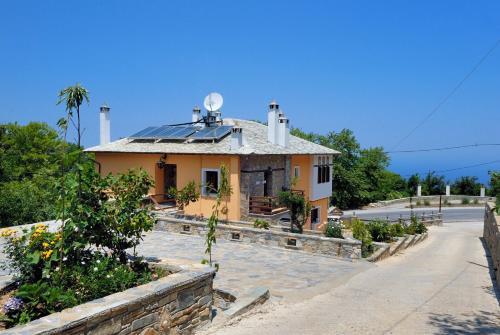  Nikolaou House in Tsagkarada