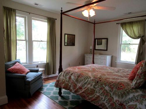 Serene Countryside Cottage Rental with Screened Porch near Charlottesville, Virginia in Gordonsville (Virginia)