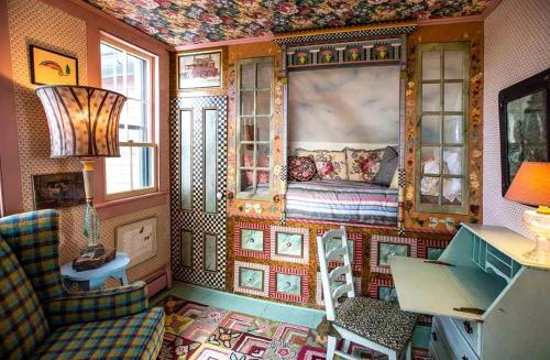 Charming Suite with Private Roof Deck near Ithaca, New York in Aurora