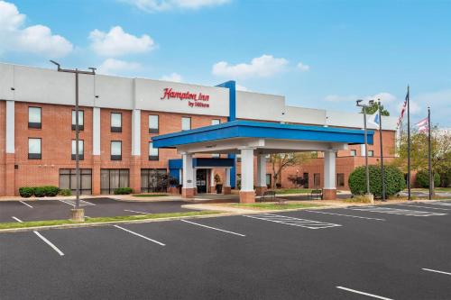Hampton Inn Akron-South - image 6
