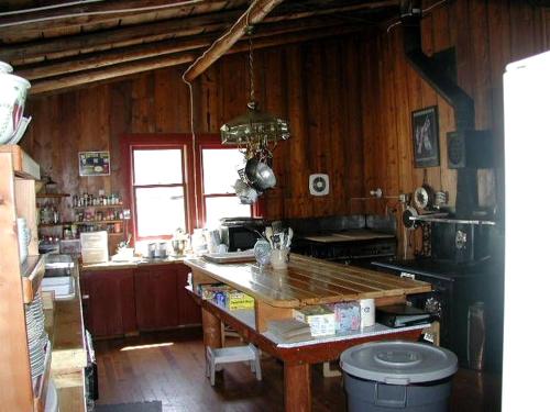 Group Vacation Rental for Family and Corporate Getaways near Glacier National Park, Montana in حديقة إيست علاسيير_مونتانا