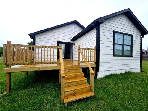 Modern Vacation Rental near Lake Fork for a Fantastic Family Getaway in Texas in Yantis (TX)
