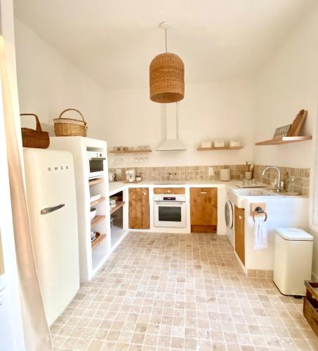 Konyha, La petite Louise - Echoppe rénovée 85m2 -Libourne & Saint Émilion (La petite Louise - Echoppe renovee 85m2 -Libourne & Saint Emilion) in Libourne