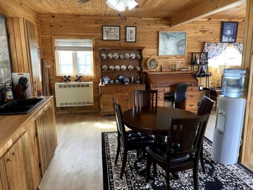 Secluded Upstate New York Glamping Cabin for the Ultimate Outdoor Adventure in Louisville (NY)