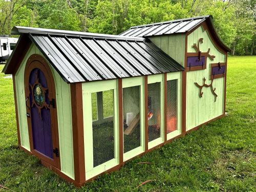 Splendid Safari Tent Sanctuary near Smoky Mountains in Tennessee in Parrottsville (TN)