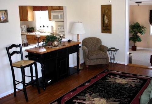 Charming Cottage Overlooking Gorgeous Citation Bass and Bream Pond near Charlottesville in Gordonsville (Virginia)