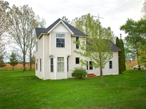 . Peaceful Rural Retreat near Wadena, Minnesota