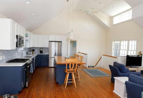 Grand Vacation Rental with 180-Degree Ocean Views on Nantucket, Massachusetts in Siasconset (MA)