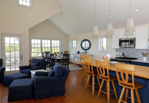 Grand Vacation Rental with 180-Degree Ocean Views on Nantucket, Massachusetts in Siasconset (MA)