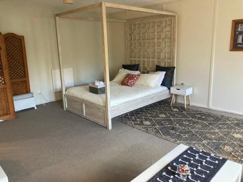 Hidden Haven in Moeraki