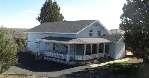 Private Vacation Accommodation by National Forest near John Day, Oregon