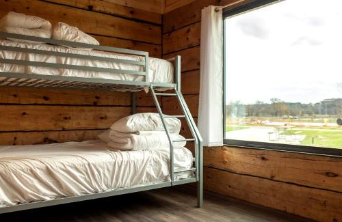 Cute Cabin Rental in Waco, for Wonderful Family Glamping in Texas in Bosqueville