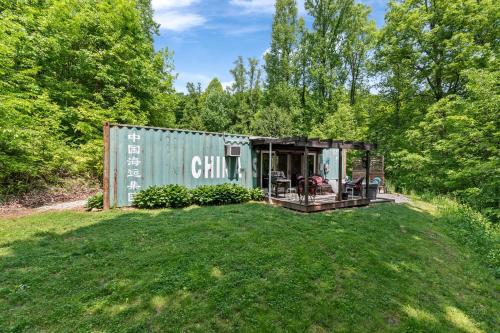 Unique Dover Accommodation with a Hot Tub Perfect for Glamping in Ohio, Mineral City