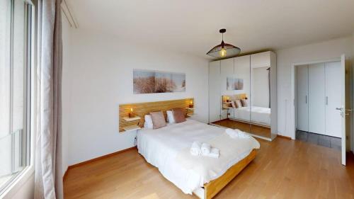 Bright, Spacious 2-bed Apt - Balcony Lake View! RGP13, Neuchâtel (photo 9)