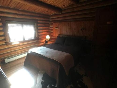 Amazing Lodge Rental Ideal for Events in Encampment, Wyoming in Saratoga (WY)