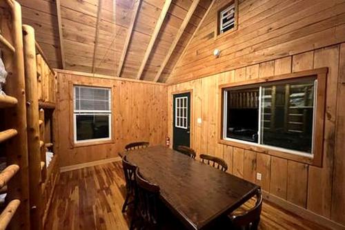 Rustic Riverside Cabin Retreat for Families in Belfast, NY in Belfast (NY)