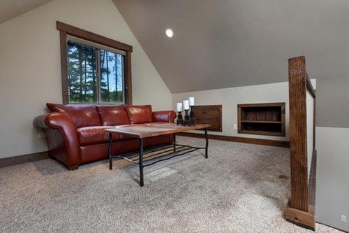 Charming Mountain Cabin for a Family Getaway near Lake McDonald, Montana in เวสต์ กลาเซียร์(MT)