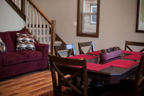 Charming Mountain Cabin for a Family Getaway near Lake McDonald, Montana in เวสต์ กลาเซียร์(MT)