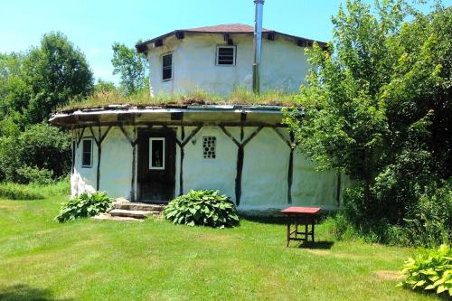 Magical Off-Grid Cottage Rental for Weekend Getaways in Upstate NY