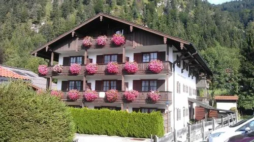 Haus Kirchplatz in Reit im Winkl, Deutschland