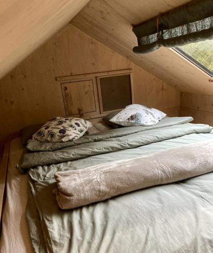 Escape to the Czech Republic in this Wonderful Tree House in Nature, Praga (foto 3)
