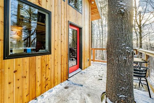 Luxury Year-round Treehouse in Sanford, ME in Sanford (ME)