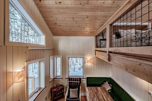 Luxury Year-round Treehouse in Sanford, ME in Sanford (ME)