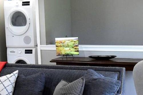 Charming Retreat: Pet-Friendly Classic Rental for Outdoor Activities in Pulaski County, VA in ดับลิน (VA)