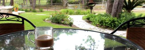 Jacuzzi, Simple and Cozy Cabin Rental on Private Ranch Retreat near Austin, Texas in Waelder