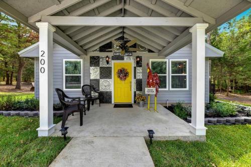 Stylish Wills Point Cottage near Dallas Ideal for Romantic Getaways in Texas in Wills Point