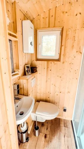 Wonderful Tiny House Perfect for a Unique Glamping Experience in Germany in Auderath