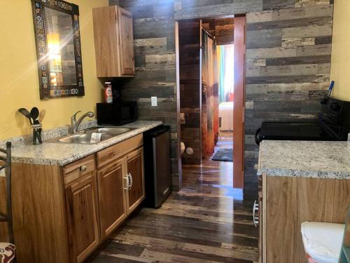 Stylish Tiny House Vacation Rental in Swan Valley, ID near Jackson Hole in 天鵝谷(ID)