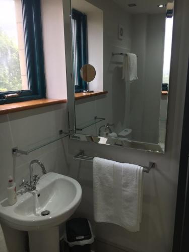 Penrith Retreats - image 2