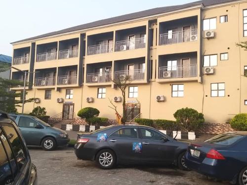 Eliko Hotels and suites in Warri
