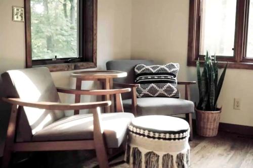 Stunning Home Away From Home in New Albany, Ohio, For Restful Escapes to Nature in Ņūalbānija (OH)