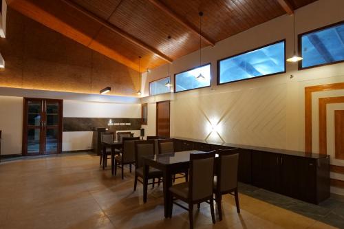 Étterem, Conifer Resort in Gaja