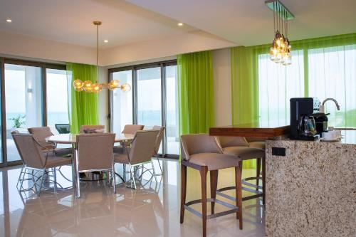 3 Bedroom Oceanfront Residence in Garza Blanca Resort & Spa Cancun, Cancún (zdjęcie 3)