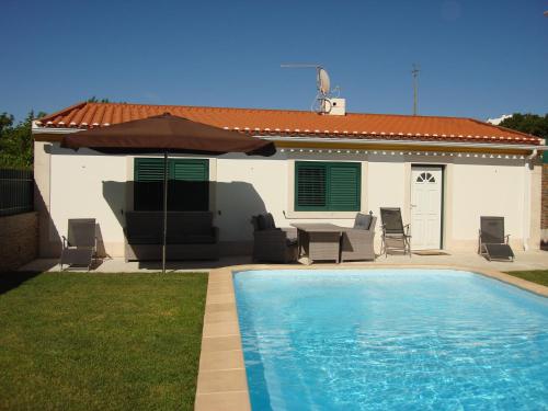 ทัศนียภาพภายนอกโรงแรม, Guest House dos Olivais in อะเซเตา