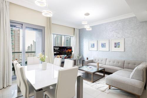 Damac Maison Mall Street 3 Bedroom with Views and 2 minutes walk to Dubai Mall, Dubái (foto 3)