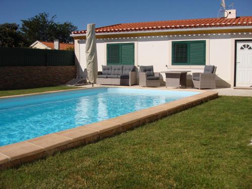 ทัศนียภาพภายนอกโรงแรม, Guest House dos Olivais in อะเซเตา