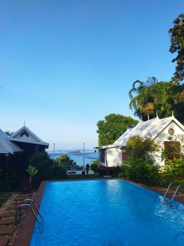 Swimming pool, Krabi Campsite Glamping & Camping in Ban Tha Len