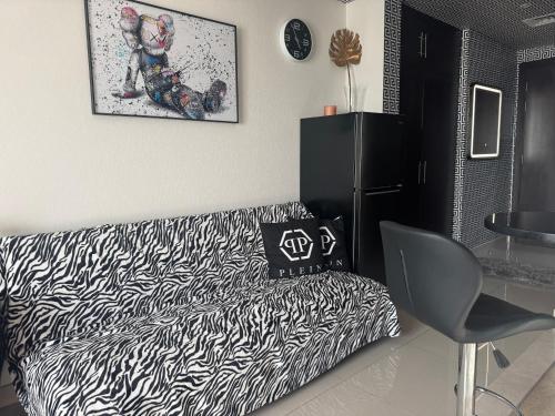 Big studio, Dubai SportCity, parking included, Dubai (photo 10)