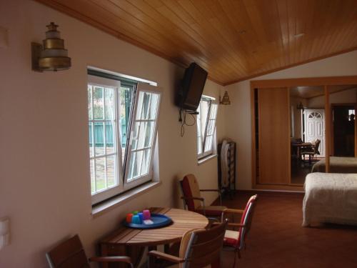 Guest House dos Olivais in อะเซเตา