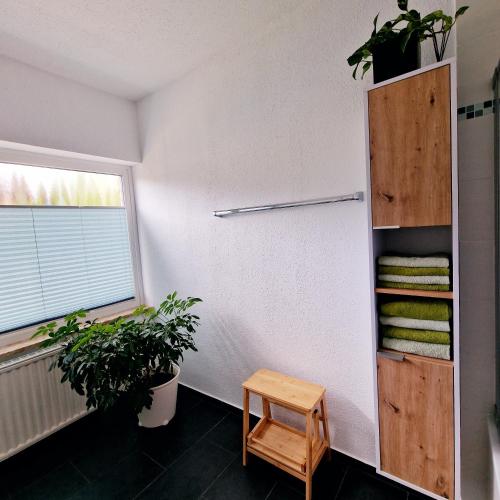 Fürdőszoba, Holle - Land Holidays, parterre Ferienwohnung in Hessisch Lichtenau