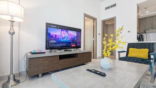 Fully Furnished 1BR In Montrose Tower B Dubai, Close by Dubai Science Park, Dubai Miracle Garden, Dubai Hills Mall, Dubaj (zdjęcie 3)