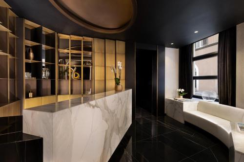 The Pantheon Iconic Rome Hotel, Autograph Collection, Рим (фото 3)