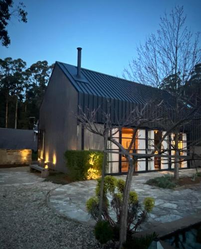 The Barn at Stonewalls - Farm stay in 25 acres in Musk