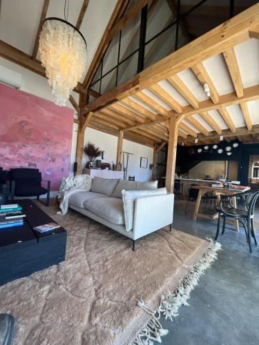 The Barn at Stonewalls - Farm stay in 25 acres in Musk