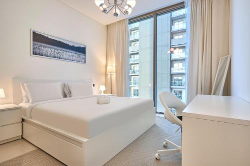 STAY BY LATINEM Luxury 2BR Holiday Home CVR B405 Near Burj Khalifa, Dubai (photo 10)
